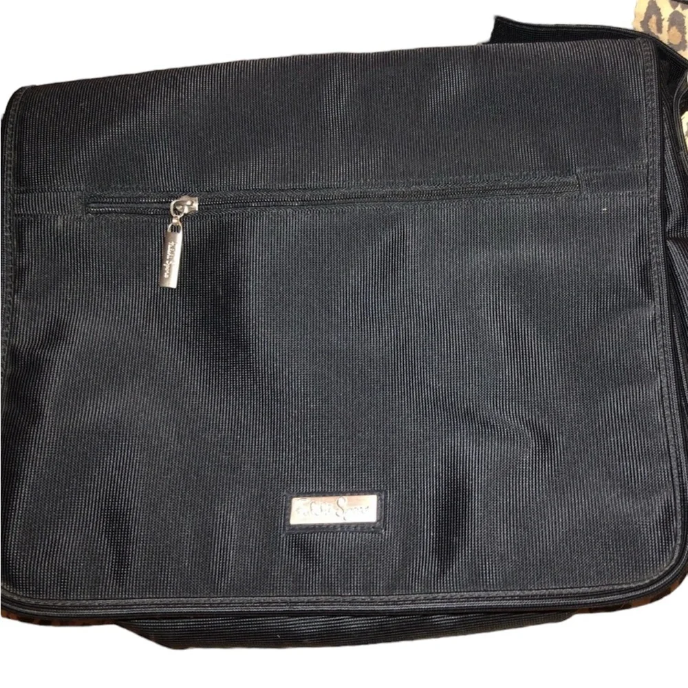 FALCHI SPORT black Microfiber UNISEX Commuter / computer Bag Lots of Pockets